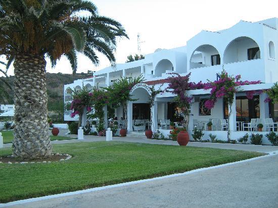 Mediterranean Hotel Карпатос Екстериор снимка